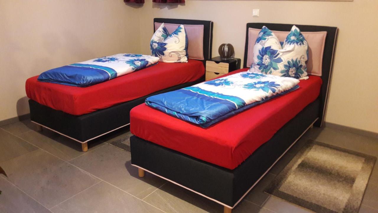 Apartment Am Eck Schmolln  Ngoại thất bức ảnh